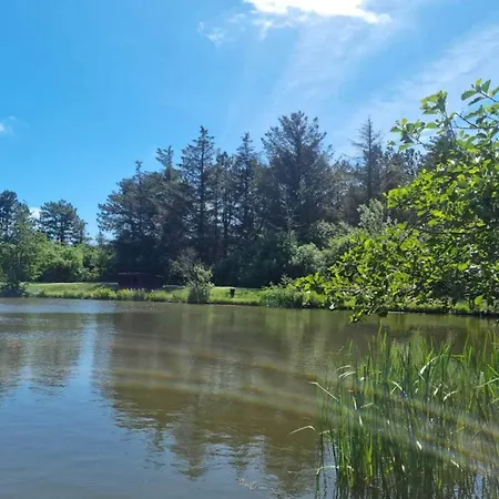 4 Star In Дом отдыха Лёккен