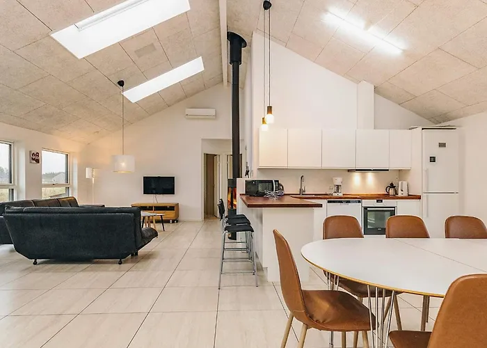 Дом отдыха 4 Star In *