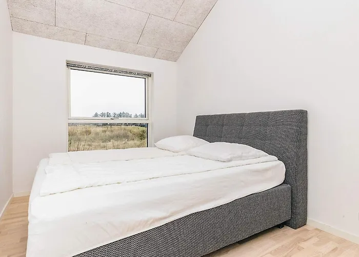 4 Star In * Лёккен