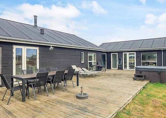 4 Star In * Løkken
